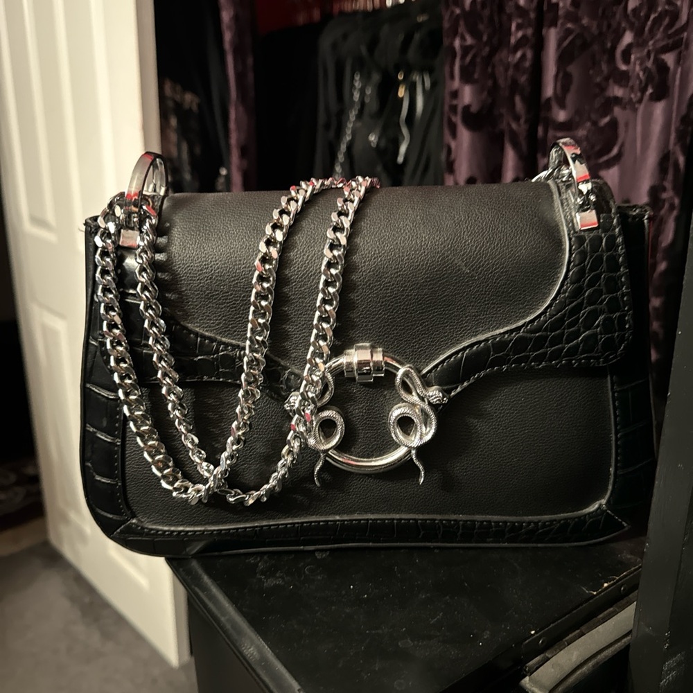 Skinny dip shoulder purse